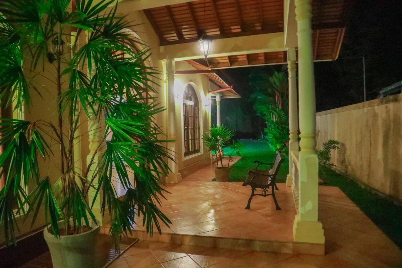 Bentota River Villa Buitenkant foto